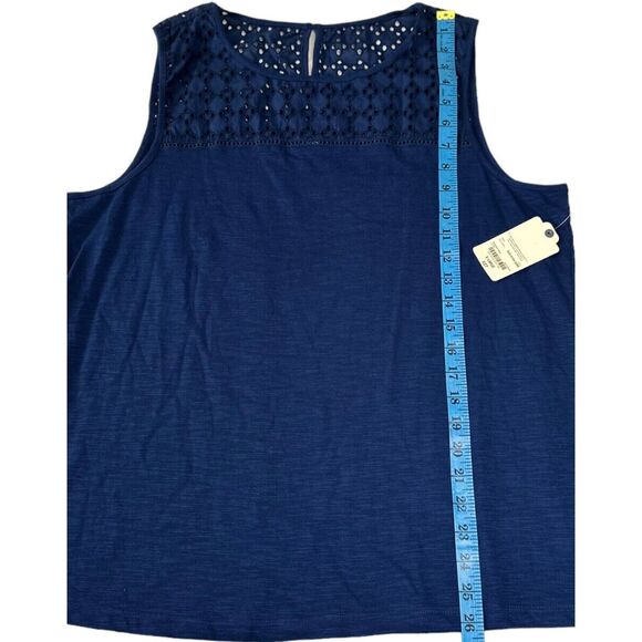 St. John’s Bay Women’s sleeveless t-shirt Sz XLarge Round Neck Blouse Blue New - Picture 3 of 5